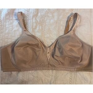 Playtex 18hr Beige Full Figure Silky Smooth Cool & Breathable Wirefree Bra, 46C